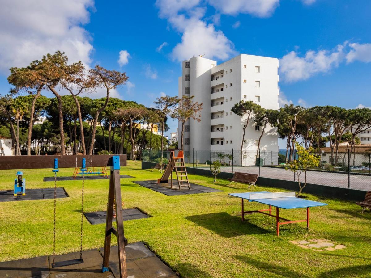 Apartment On Beach Mijas Sitio de Calahonda ภายนอก รูปภาพ