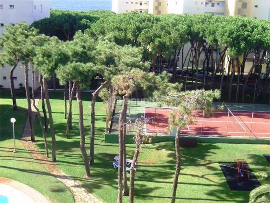 Apartment On Beach Mijas Sitio de Calahonda ภายนอก รูปภาพ